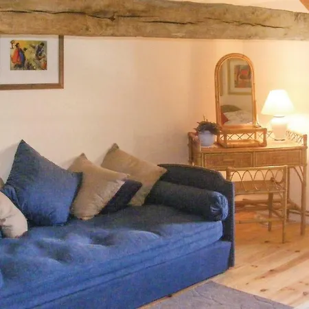 Three-bedroom Holiday In בית נופש